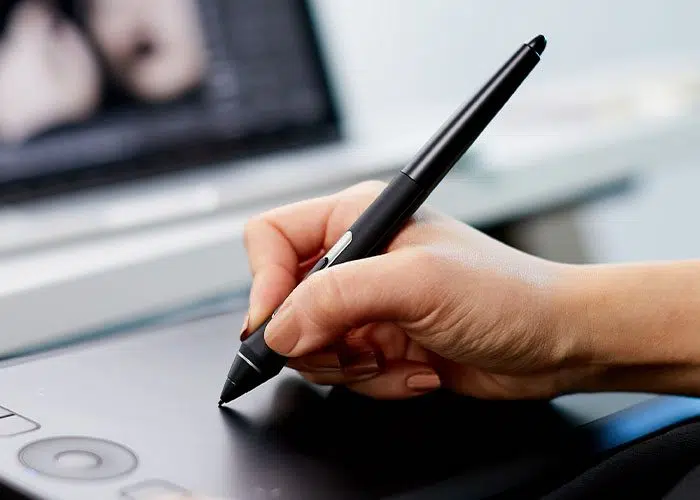 Wacom Intuos Pro pen tablet et Wacom Pro Pen 2