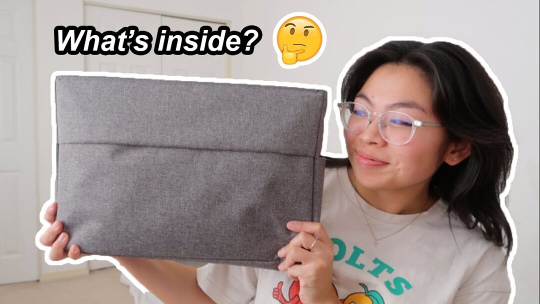 What I keep in my Wacom One Carrying Case, with Joli Noelle David