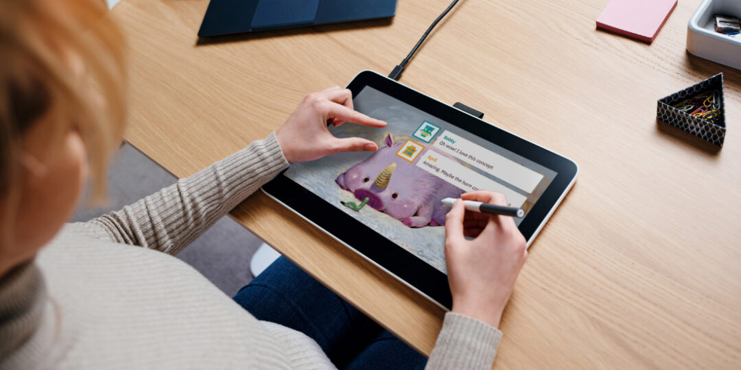 Wacom One 13 touch zoom in over the shoulder2 Magma