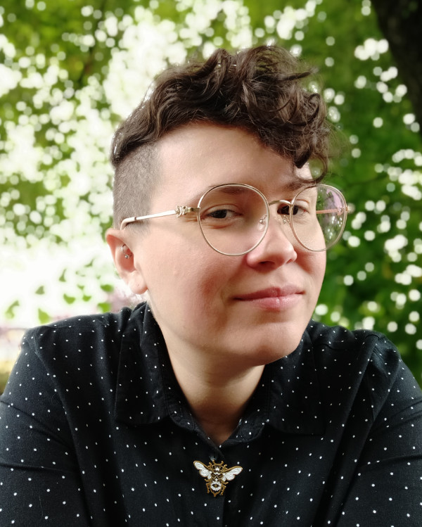 Niki Smith Headshot